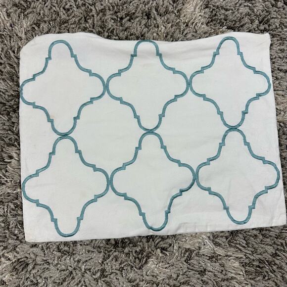 Tommy Bahama Home Pillow Cover Case Ivory Aqua Blue Turquoise Diamond Trellis - Picture 1 of 10
